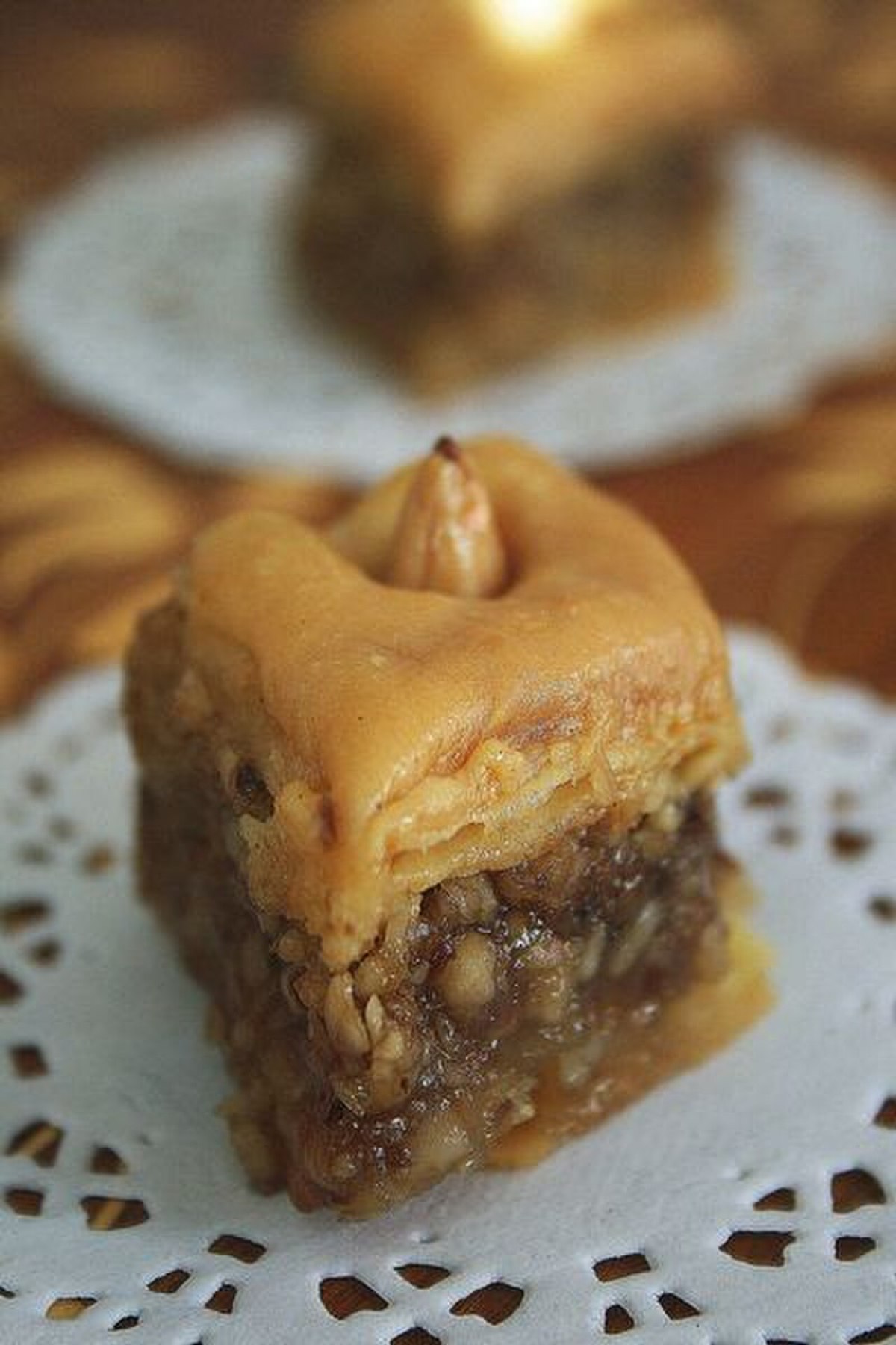 Baklawa algérienne découpée en portions
